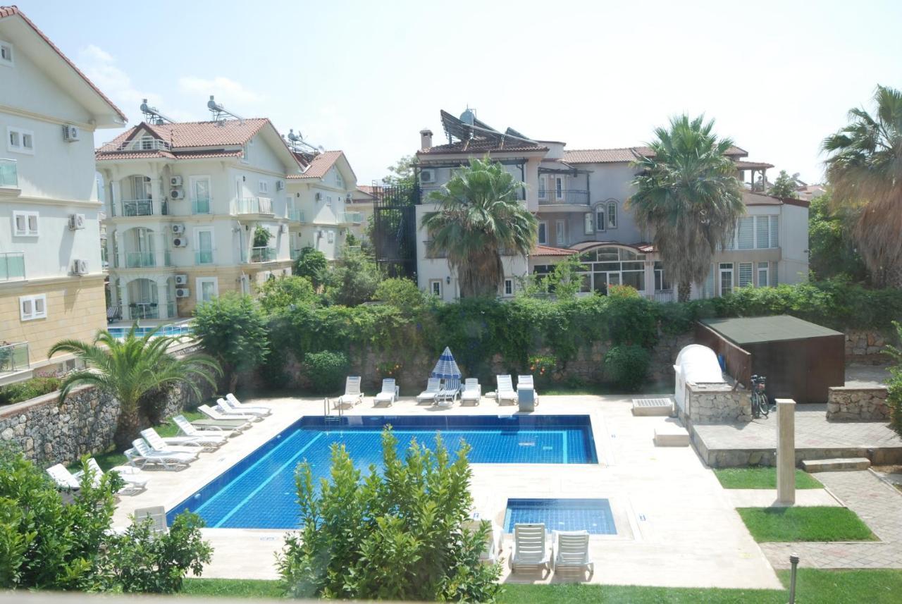 Saros Apartments Calis Beach Fethiye Exteriör bild