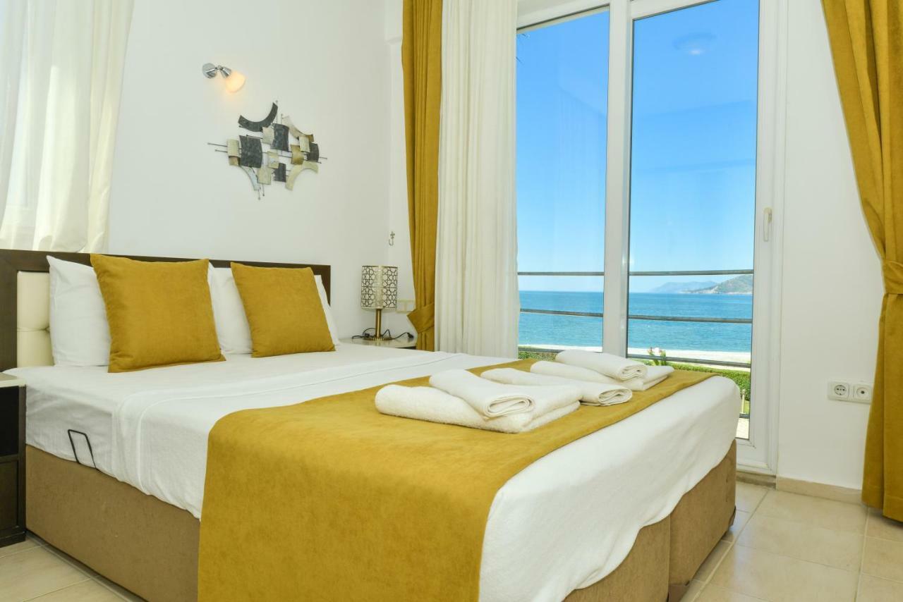 Saros Apartments Calis Beach Fethiye Exteriör bild