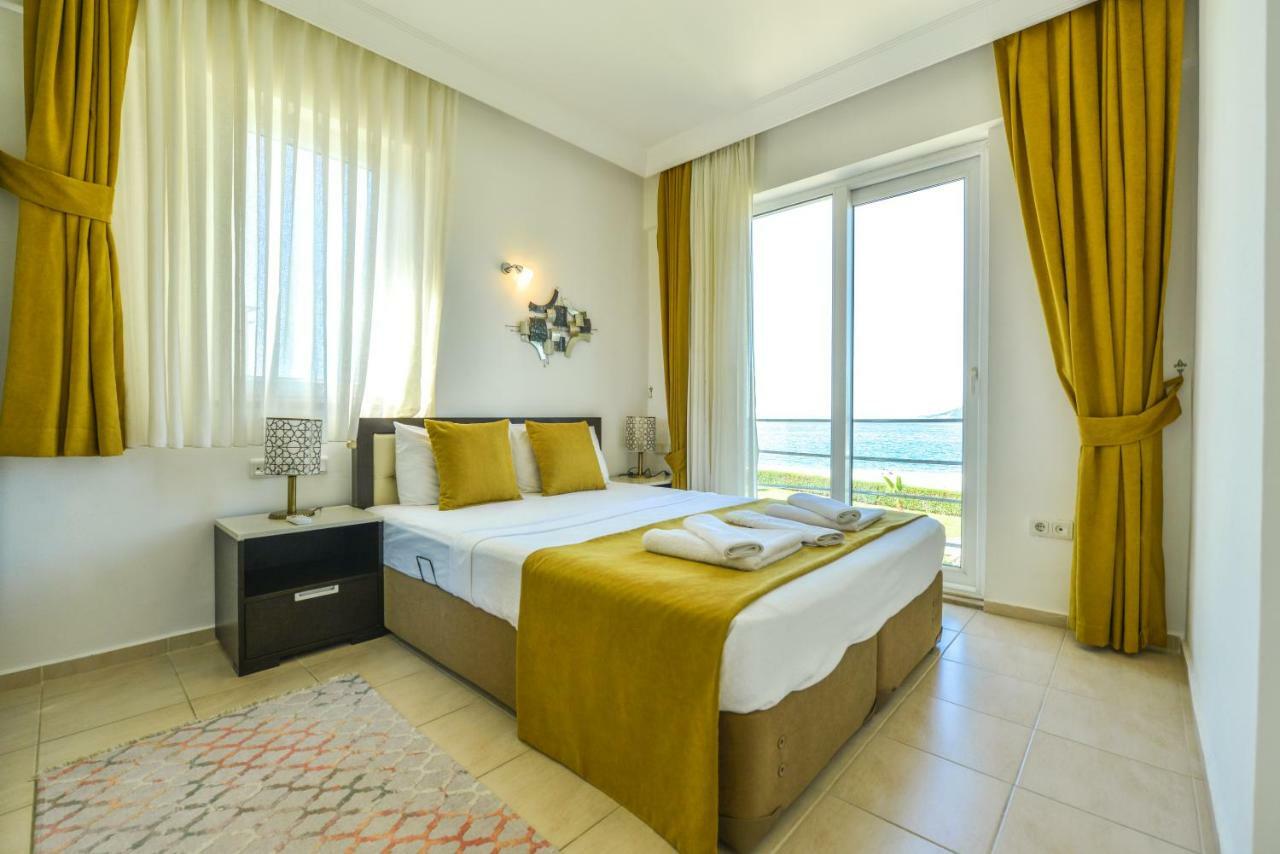 Saros Apartments Calis Beach Fethiye Exteriör bild
